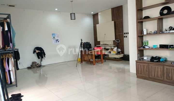 Rumah Bersih Terawat Nyaman Banget di Taman Cibaduyut Indah