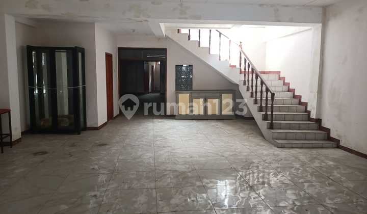 Rumah 2 Lantai Hanya 3.6 M di Kopo Raya