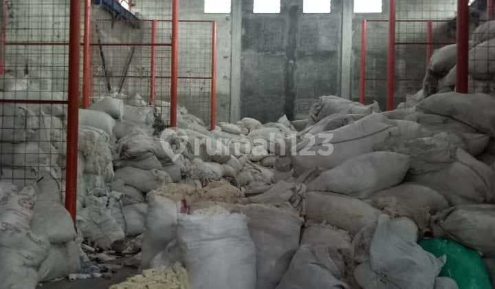 Ruko + Gudang + Rumah Siap Huni di Cijerah