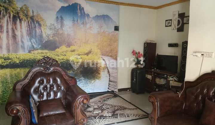 Rumah Nyaman Kawasan Padat Penduduk di Margaasih