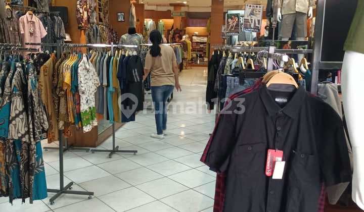 Ruko Tengah Kota Dekat Pusat Belanja di Garut