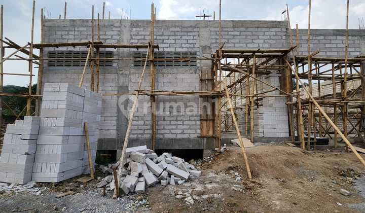 New Building Warehouse with 40-Foot Container Access in Kutawaringin
