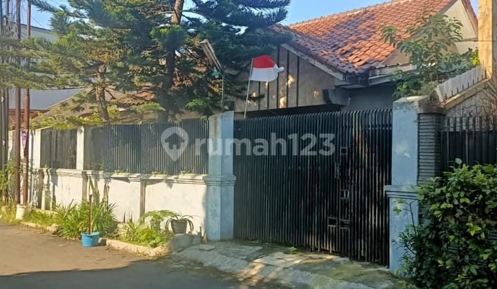 Rumah Berada Ditengah Kota Bandung di Pajajaran