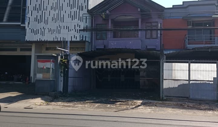 Ruko Kawasan Ramai Cocok Untuk Usaha di Terusan Kopo