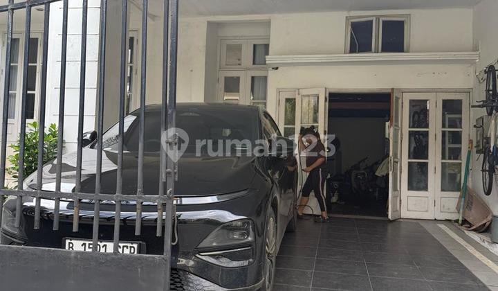 16. W Disewakan Vila Cinere Mas Jakarta Selatan, bisa Nego,Furnish
