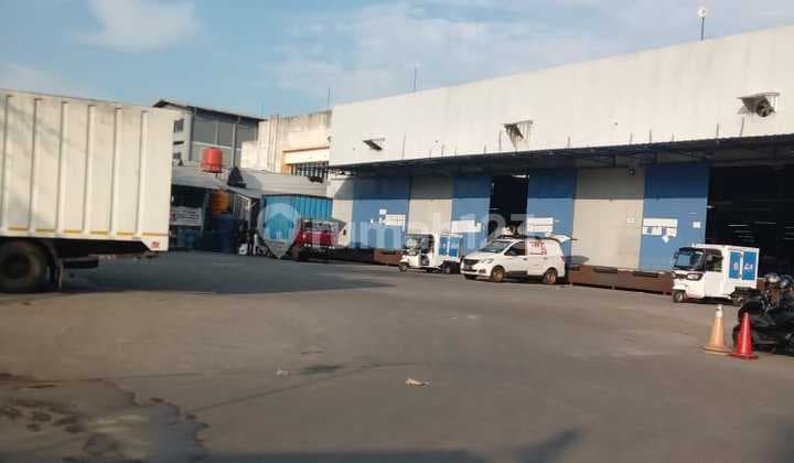 Gudang Disewakan, Dekat Pusat Kota, 1530 M2, Ready Juli 2026