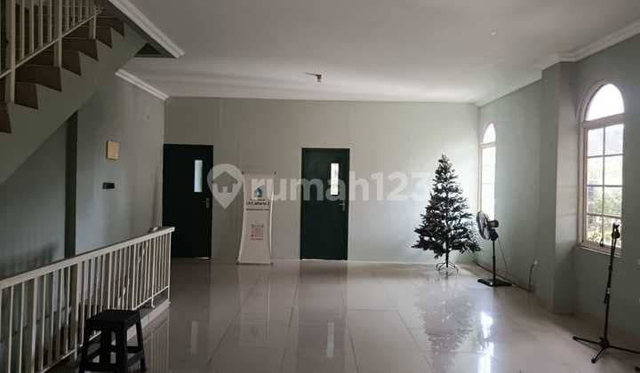 Ruko Green Lake City, Sewa 2 Lantai, Lantai 2 dan 3, Ada Sekat