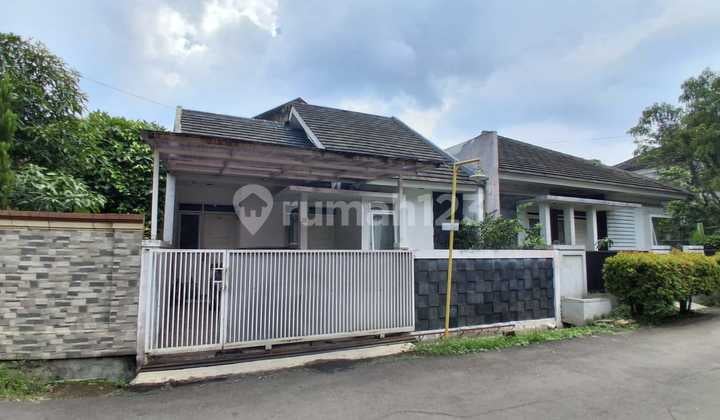 RUMAH SIAP HUNI KOMPLEK KIARASARI DEKAT SAMSAT AKSES TOL BUAHBATU