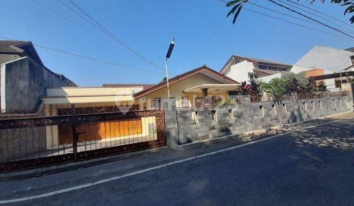 Rumah Di Komplek Cigadung Exclusive Dago Kota Bandung