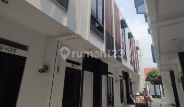 Di Jual Rumah Murah 500 Jt'an 2 Menit Dari Sman 10 Jakarta