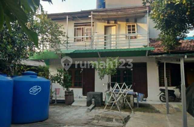 Rumah Kos 2 Lantai di Jl. Margonda Raya, Depok Dekat Kampus Bsi