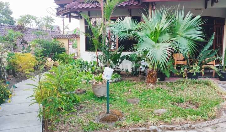 Rumah Bagus di Jl. Raya Duku Kramat Selatan, Kotamadya Magelang