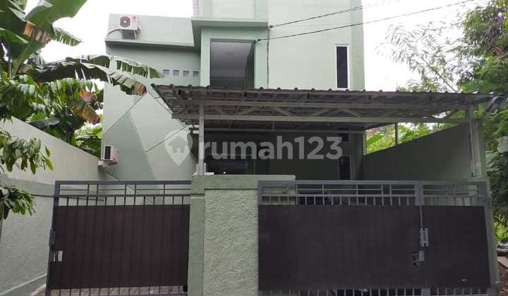Kost 500 m2 SHM Dekat Kampus UMJ Cirendeu , Tangerang Selatan