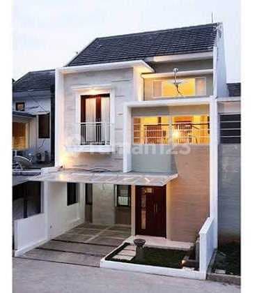 Rumah Bagus Semi Furnished di Jl. Pangkalan Jati Raya , Cinere, Depok