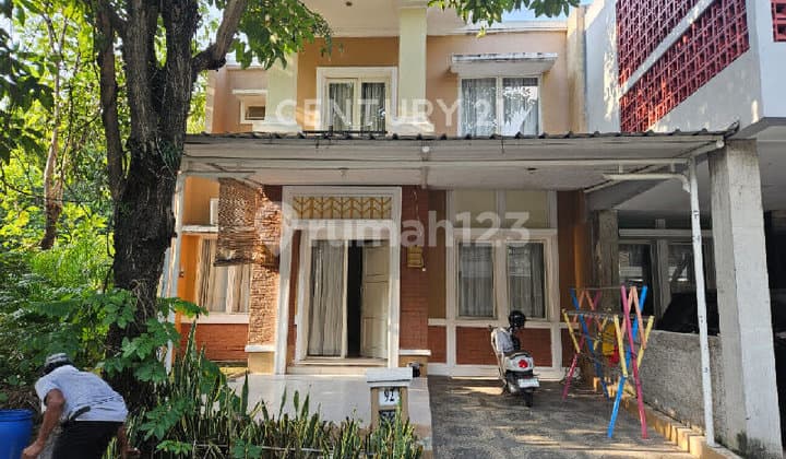 Rumah Hook 3Kamar Tidur di Lippo Cikarang Cluster Ambrosia