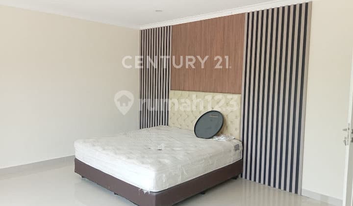 Rumah 4Br Dekat Mall - Meadow Green Lippo Cikarang | Harga Nego!