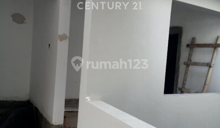 House 2 Floors Dago, Ready in 2 Months, New Building Lippo Cikarang
