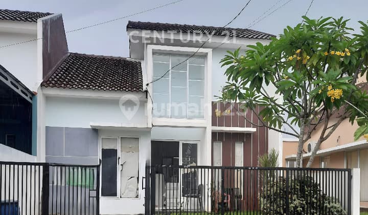 Rumah di Permata Legenda Kota Legenda Bekasi Siap Huni Jual Cepat