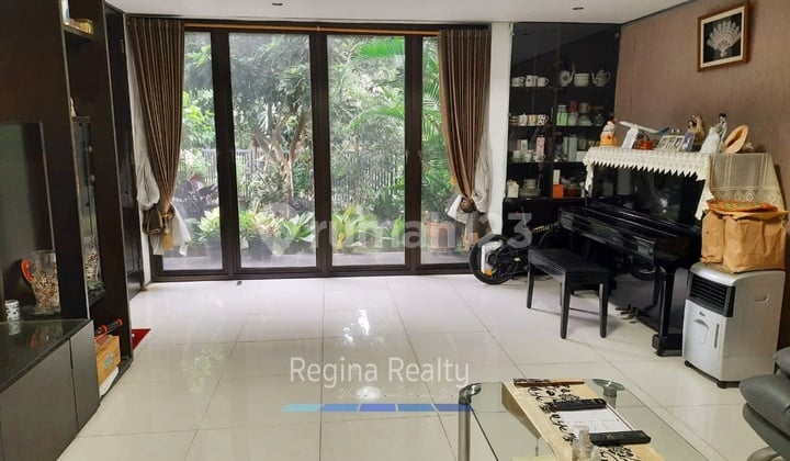 Regina Realty, Dijual Rumah Area Giriloka Bsd