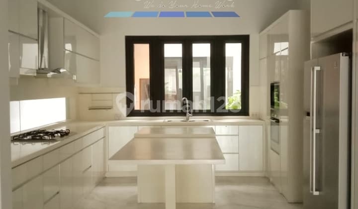Regina Realty, Disewakan Rumah Mewah Area Cipete Jakarta Selatan