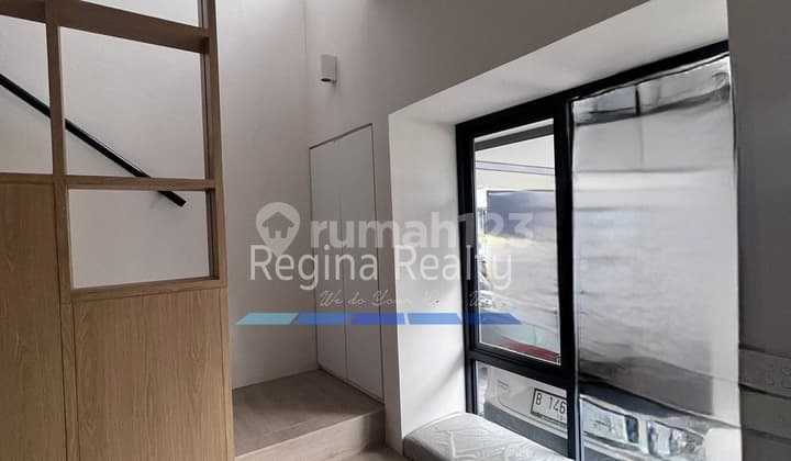 Regina Realty, Dijual Rumah Siap Huni di Bsd