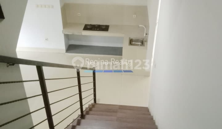 Regina Realty, For Sale Rumah Komplek di Megapolitan Cinere