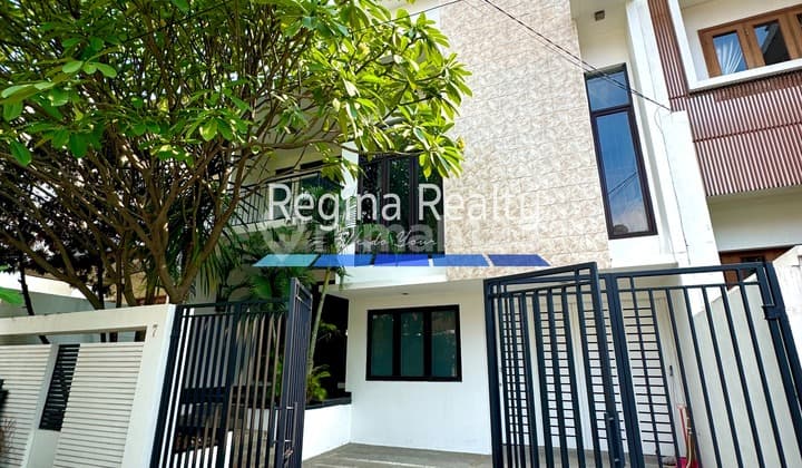 Regina Realty, Pondok Indah House for Sale