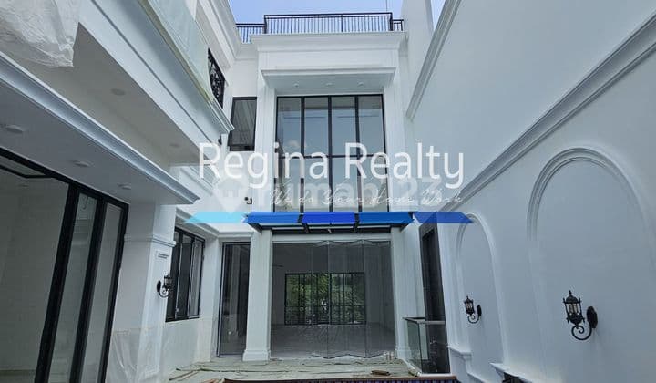 Regina Realty, Brand New Classic Modern House, Tebet Jakarta Selatan