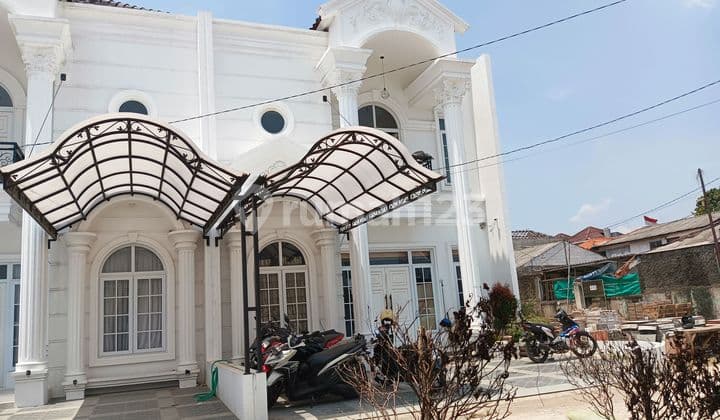 Dijual Rumah Classic Di Ciracas