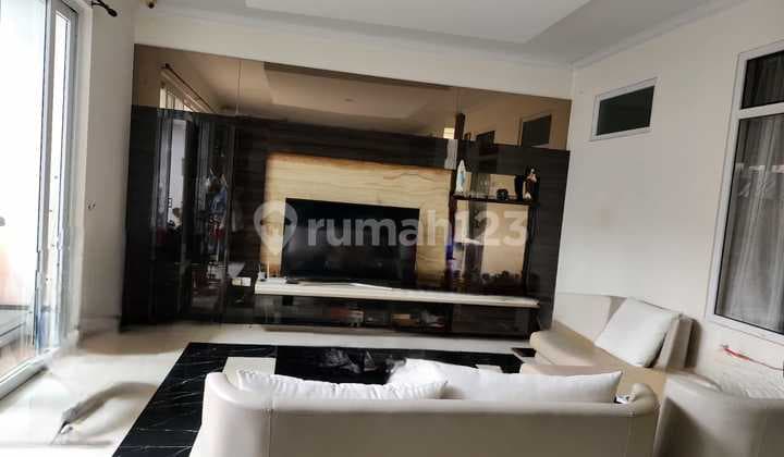 Rumah Mewah Modern Minimalis di Boulevard Taman Kopo Indah V