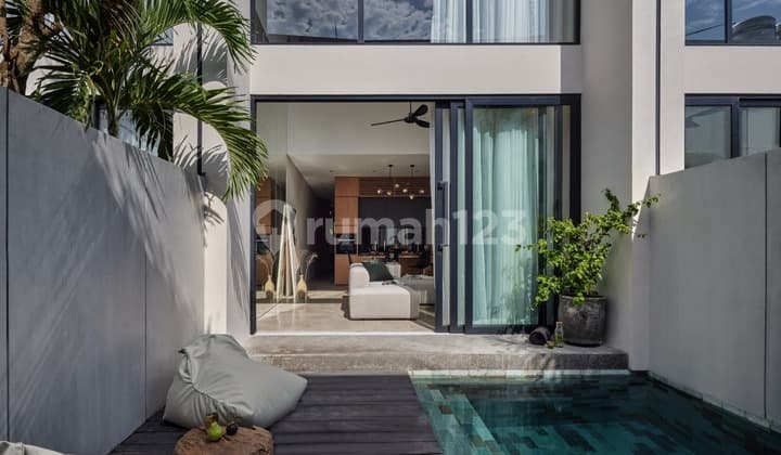 Smart Design Townhouse In Prime Umalas With Long Lease Security