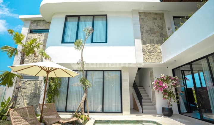 A Walkable Beachfront Sanctuary Above Cemagi's Ricefields