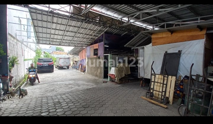Gudang 1 Lantai, Cocok Untuk Dibangun Kost-kostan,lokasi Strategis, Kali Baru, Senen