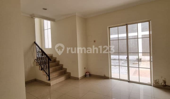 House in Green Lake City 2 Floors Facing South