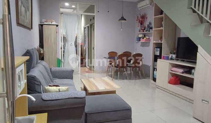 Dijual Rumah 2 Lantai Green Lake City Luas 64 M2 Rapi Semi Furnish