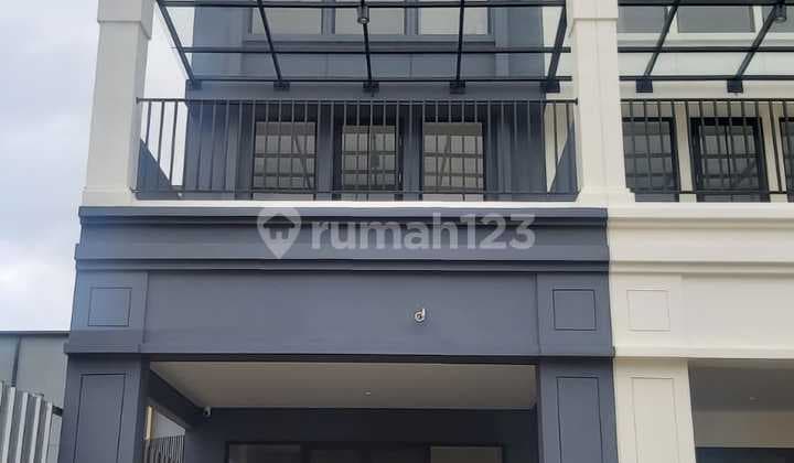 For Rent New Nice 3-Storey Shop House Near Anchor Tenant Hudson Gading Serpong Tangerang