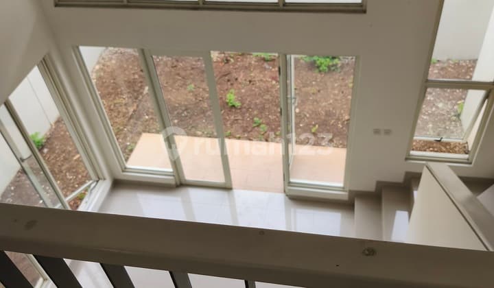 Dijual Rumah Suvarna Sutera Elysia Hanya 1,75 M Lokasi Strategis