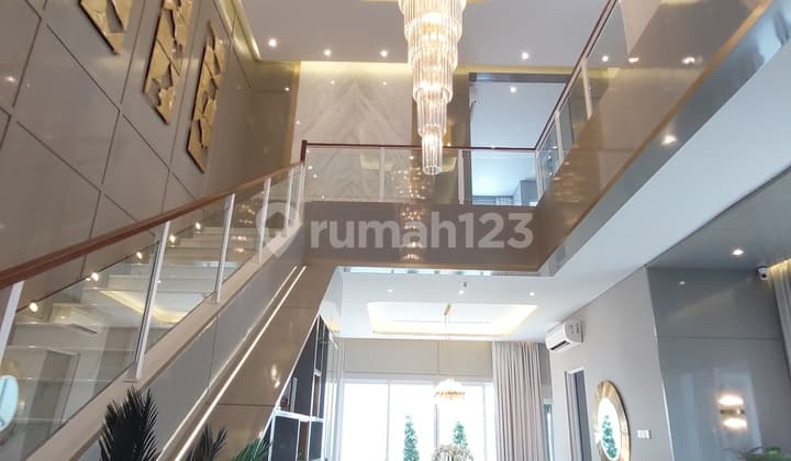 Luxury Home for Sale Pasadena Residence Private, Elegant, and High Investment Value