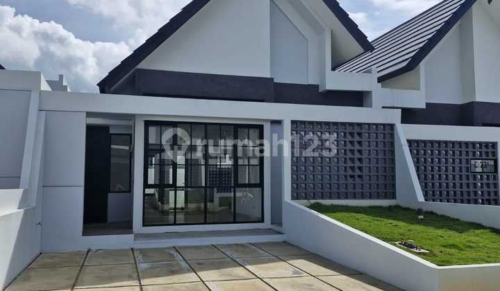 Rumah Cluster Strategis Siap Huni di The Miles Bsb