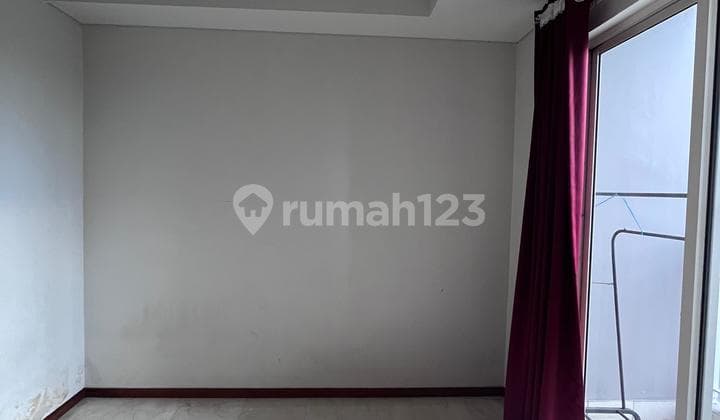 Disewa Murah Apartemen Royal Mediterania Semi Furnished