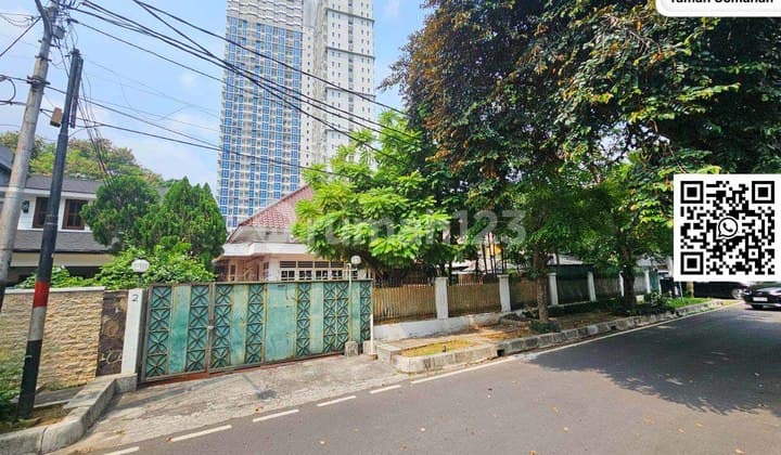 Sell Land Menteng Central Jakarta Jl Prambanan - Land Area 725 M², Land Measurement, Elite Strategic Location & Freehold Title