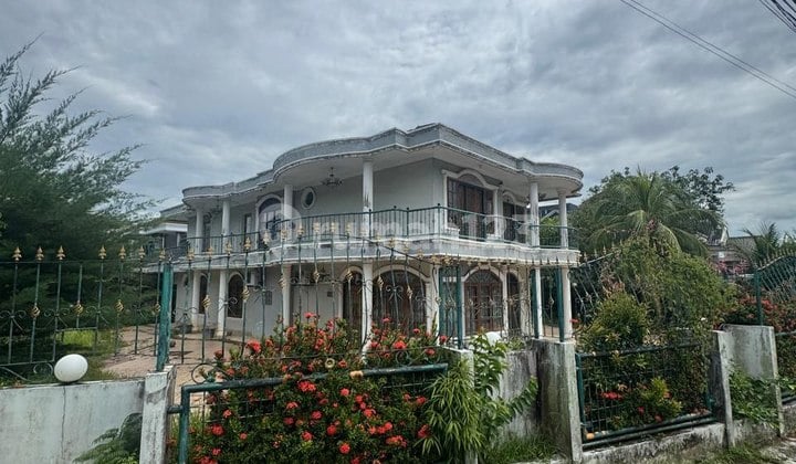 For Sale Large Spacious House at Orchid Park Batam Center