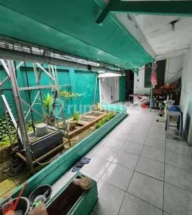 For Sale Strategic Shop House Below NJOP Price on Sudirman, Bandung