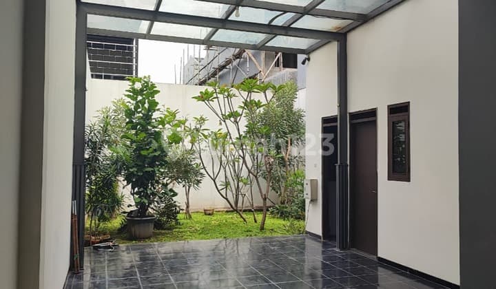 Rumah Luas 2 Lantai Siap Huni di Mekarwangi Kota Bandung