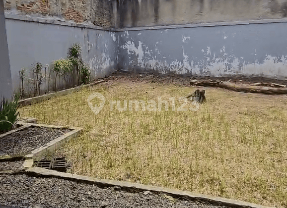 Rumah Murah Sejuk Ada Taman di Griya Mas