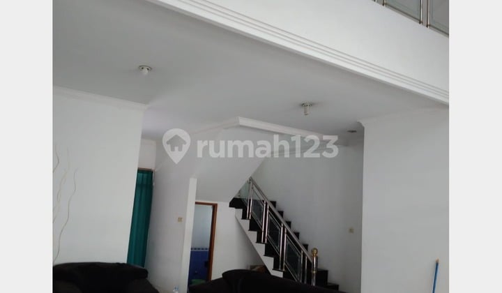 Sewa Rumah Luas Siap Huni 2 Lantai di Graha Puspa Bandung Barat