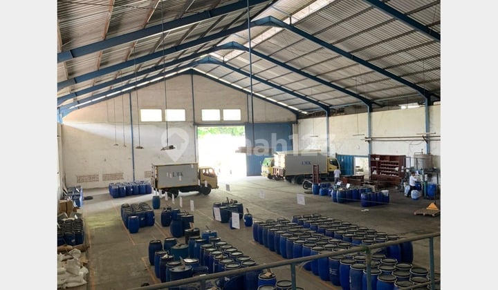 Gudang Ex Pabrik Luas & Strategis Dekat Tol di Cimareme KBB