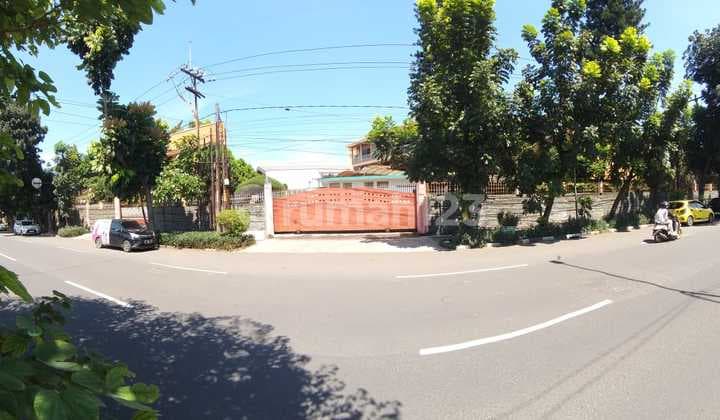 Ex Pabrik Bagus dan Kokoh di Jalan Peta Bandung