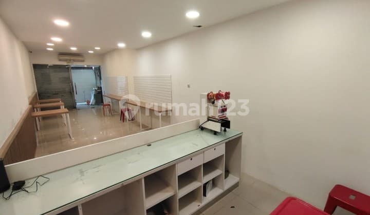 Ruko 3,5 Lantai di Jl Dewi Sartika Bandung