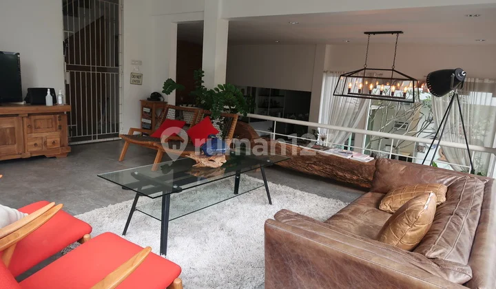 Rumah Cluster 2 Kavling di Dago Bandung Utara, Lingkungan Sejuk